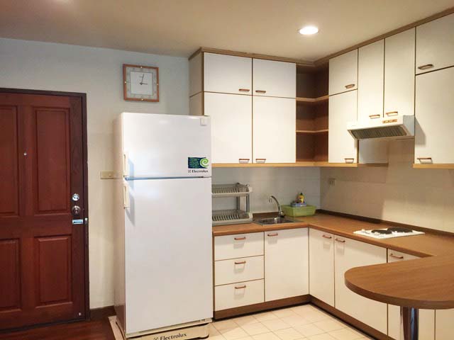 Condominium in Ploenchit 